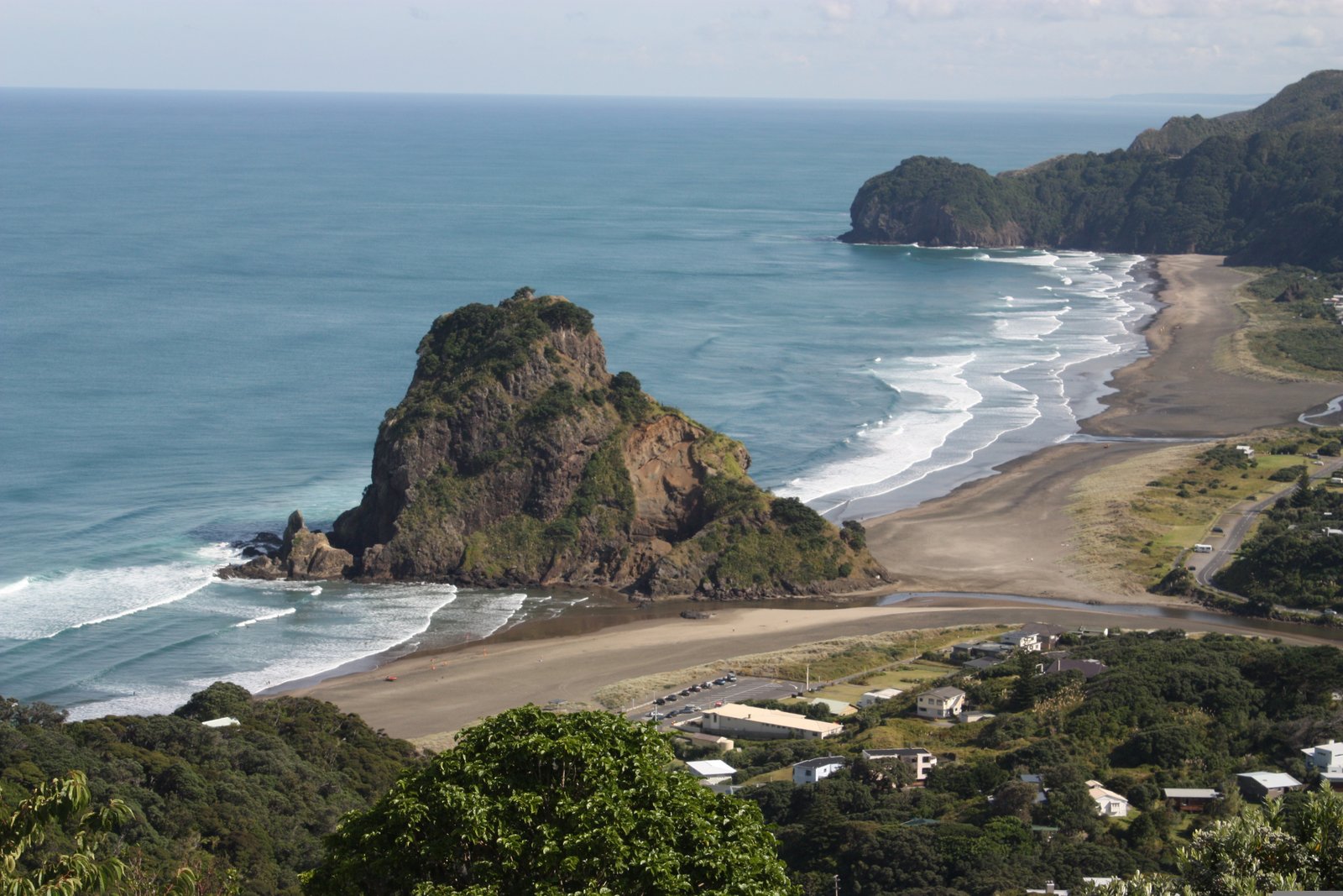 Piha Beach
